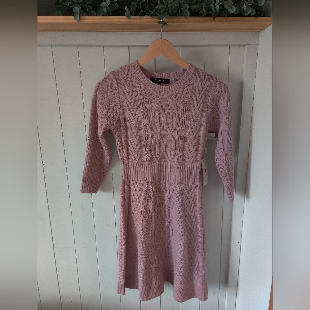 MAK sweater apricot lane